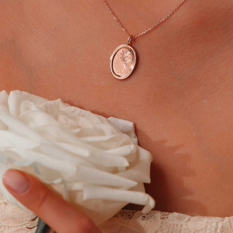 Collana con fiore di nascita