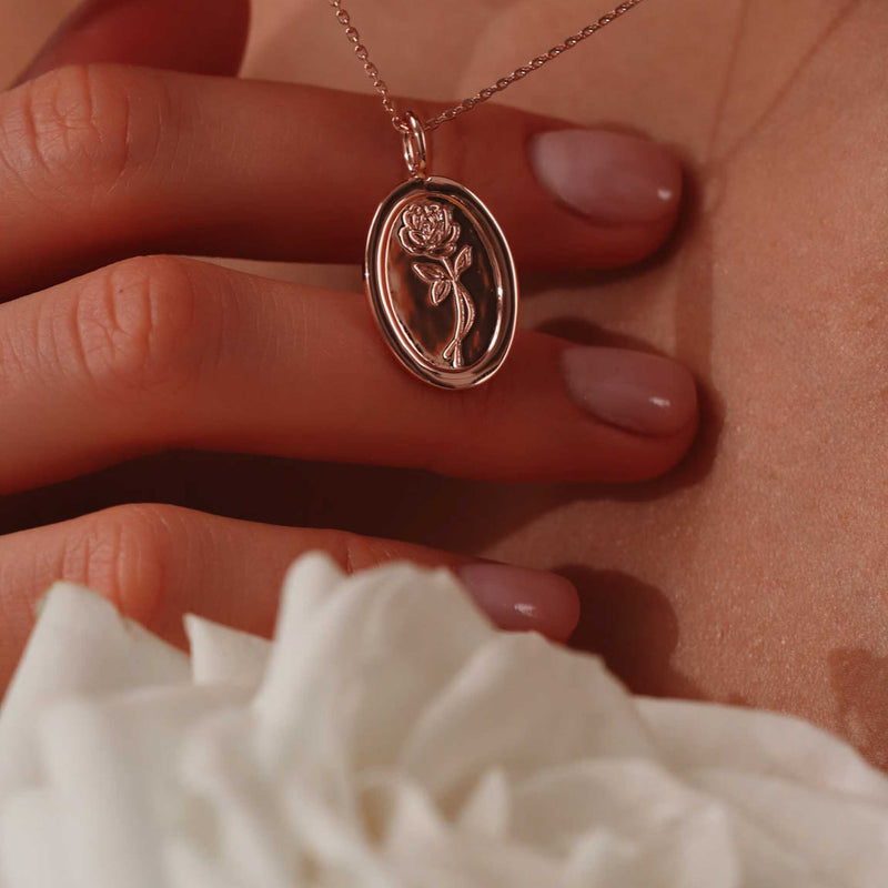 Collana con fiore di nascita