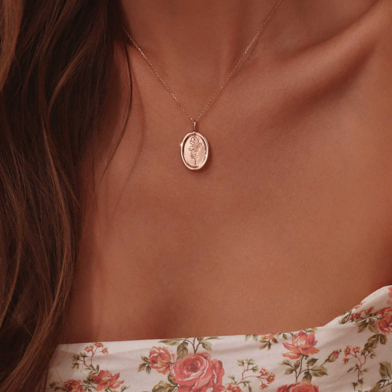 Collana con fiore di nascita