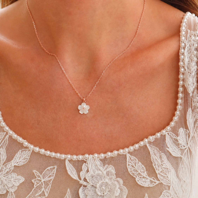 Daisy Necklace