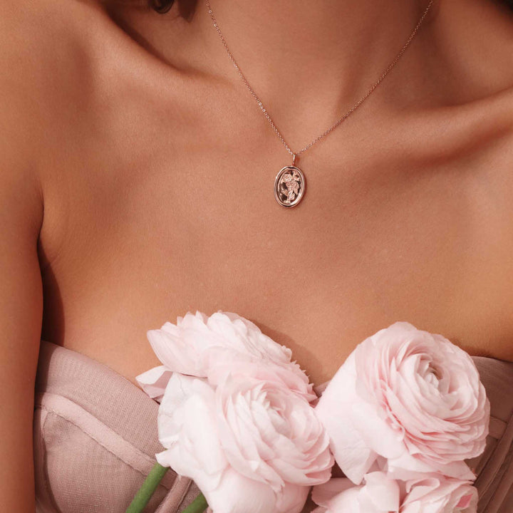Collana con fiore di nascita