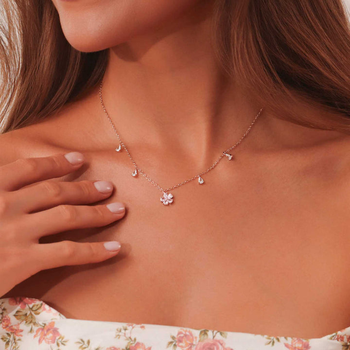 Collier Rosalia en fleurs