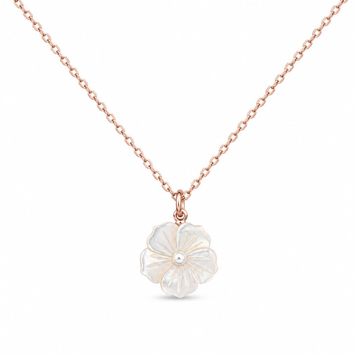 Pearl Flower Necklace Nacre